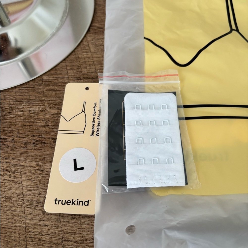 NEW Truekind Supportive Comfort Wireless Shaping Bra with Extender - Picture 2 of 4